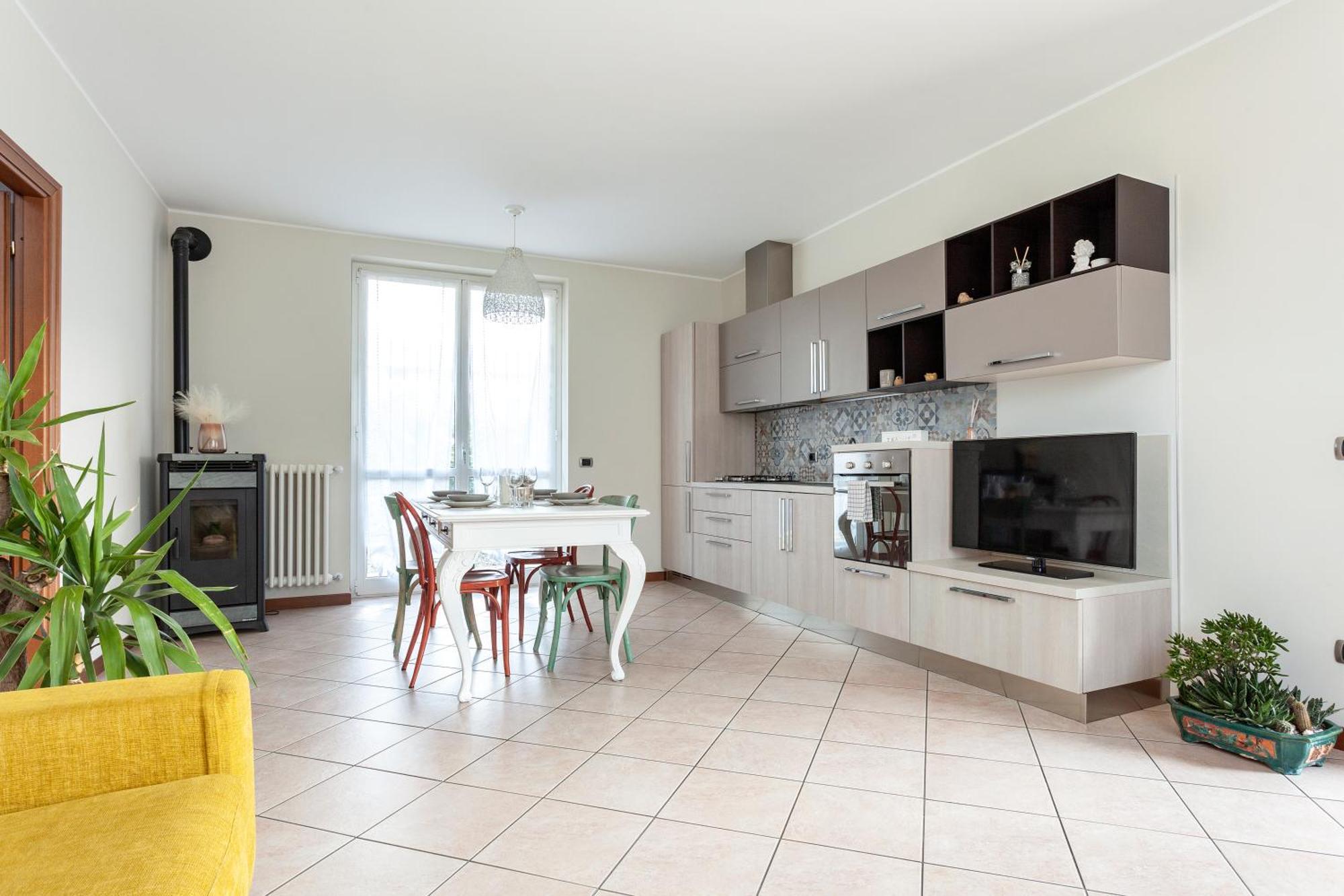 Apartment Misiadele Carnago Exterior foto